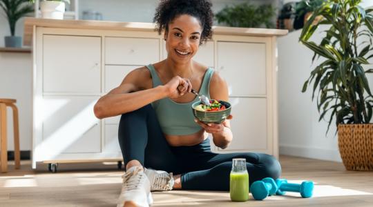 Glow Naturally: Simple Daily Habits That Boost Your Skin’s Radiance